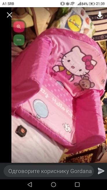 plis plisane haljine: Dečja sklopiva fotelja – Hello Kitty motiv - Mekana, lagana i bez — 1