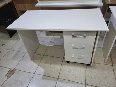 kompyuter stol: Новый, Для директора, Прямоугольный стол