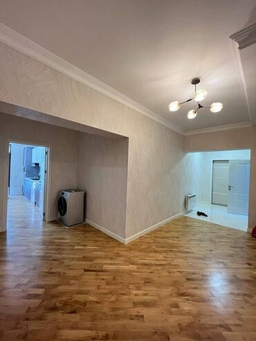 Uzunmüddətli kirayə mənzillər: Mənzil kirayə verilir. 3 otaq, 16.7 m. 149 kv. Nerimanov ray(28 may — 8