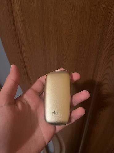 cubuqlar: Ploom elektron tütün cihazı - Marka/model: Ploom (loqo arxa hissədə) — 2