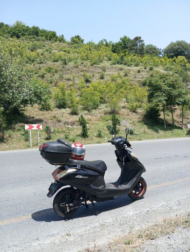 Elektrikli samokatlar: Elektrik samokat 10", 351 - 500 Vt, 26 - 35 km/s