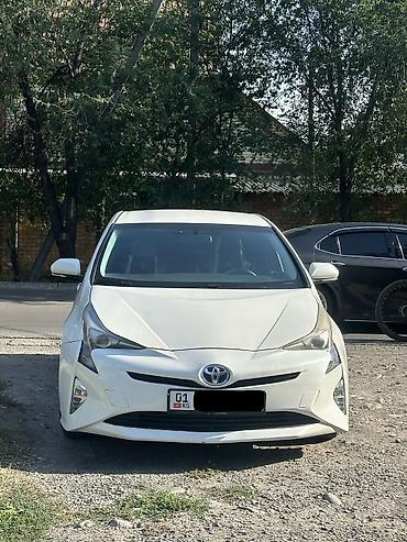 byd e2 2024: Toyota Prius: 2018 г., Гибрид, Хэтчбэк — 1