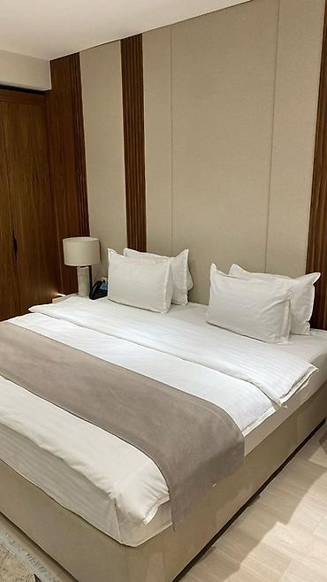 Посуточная аренда комнат: Уютные номера для размещения гостей - Просторные спальни с большими — 5