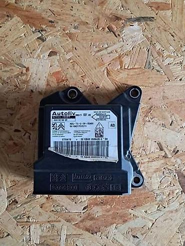 pezo 1: CENTRALA/MODUL AIRBAGA ZA PEUGEOT 308 OD 2013. DO 2019. GOD — 1