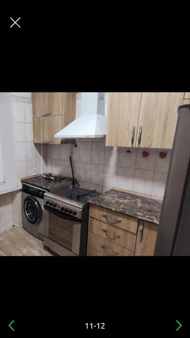 продаю квартиру 3 ком: 3 комнаты, 78 м², Сталинка, 2 этаж, Евроремонт