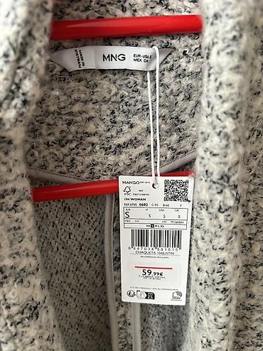 yeni geyim: Yenidir,xaricdən mangodan alınıb 60euro(120azn), s,m ölçüyə uyğundur — 3