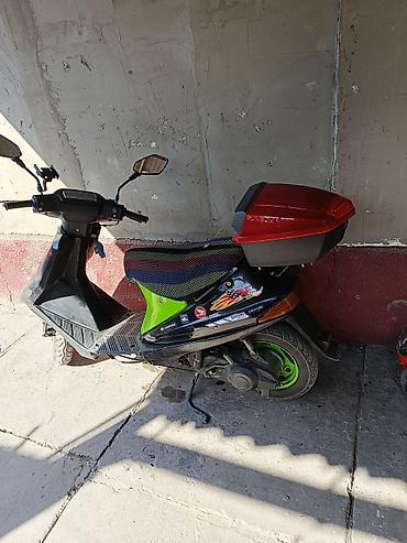 яди мото: Скутер 50 сс, 2T, вариатор Описание: - Компактный городской скутер с — 5