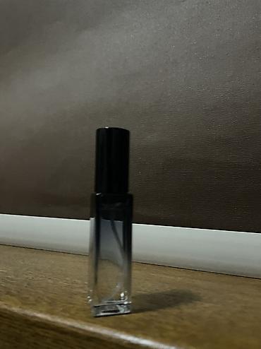 Личные вещи: Parfums de Marly Layton — оригинальный аромат. Объём: 10 мл, полный — 2