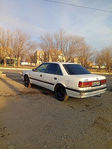 Mazda: Mazda 626: 1989 г., 2 л, Механика, Бензин, Седан — 2