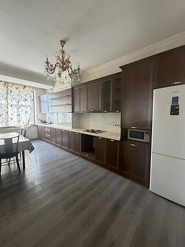 Продажа квартир: 3 комнаты, 143 м², 3 этаж — 2