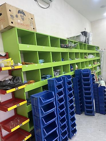 Оборудование для магазинов: Mağaza üçün avadanlıq və saxlama həlləri - Yaşıl rəngdə modul vitrin — 3