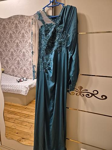 Donlar: Qadın paltarları dəsti – 3 model 1) Uzun şifon/qat-qat krujeva paltar — 9