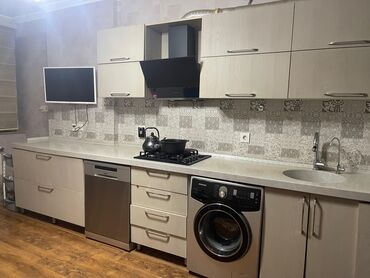 Mətbəx mebeli: *500₼ Mətbəx mebeli TƏCİLİ SATILIR‼️* Məişət texnikası çıxmaq şərti