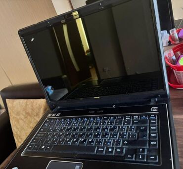 Kompüter ehtiyyat hissələri: Kompüter işlək vəziyyətdədir, sadə işlər və dərslər üçün uyğundur