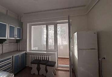 flat osh: Сдаётся 1‑комнатная квартира, Аламедин‑1. • 1 этаж из 9, дом 106 — 4