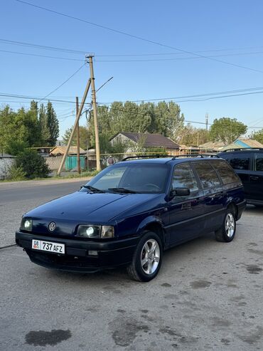 адиссей 1: Volkswagen Passat: 1993 г., 2 л, Механика, Газ, Универсал