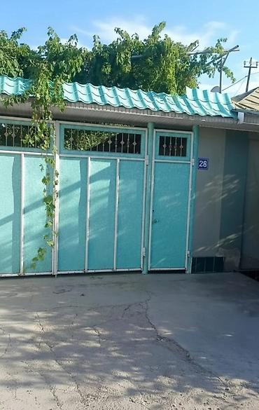 Долгосрочная аренда квартир: 4 комнаты, С мебелью частично — 11