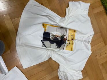 Majice kratkih rukava: Majice nove sve vel sve po 500 din sok cena — 3