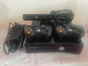 сколько стоит джойстик на xbox: Игровая приставка Xbox 360 S черного цвета, в комплекте с двумя