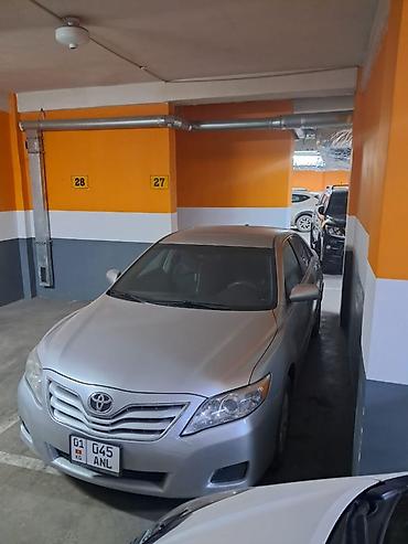 car kg: Toyota Camry: 2009 г., Седан — 3