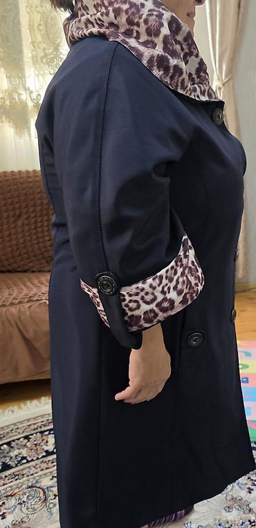 plaslar: Qadın plaş - Rəng: tünd göy (lacivərd) korpus, leopard naxışlı — 4