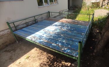 ацинковка лист: Тапчан 290 x 240 x 100 м, Металл