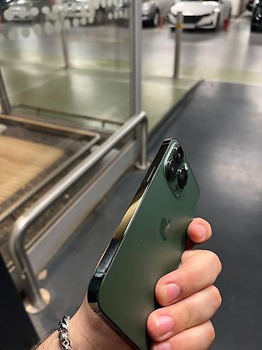 iphone 23: IPhone 13 Pro, 256 GB, Alpine Green, Face ID, Simsiz şarj — 1
