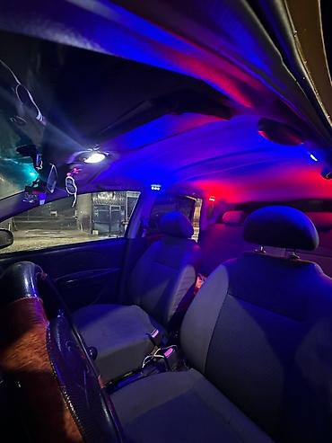 Chevrolet: Chevrolet Aveo: 2005 г., 1.2 л, Механика, Бензин, Хэтчбэк — 6