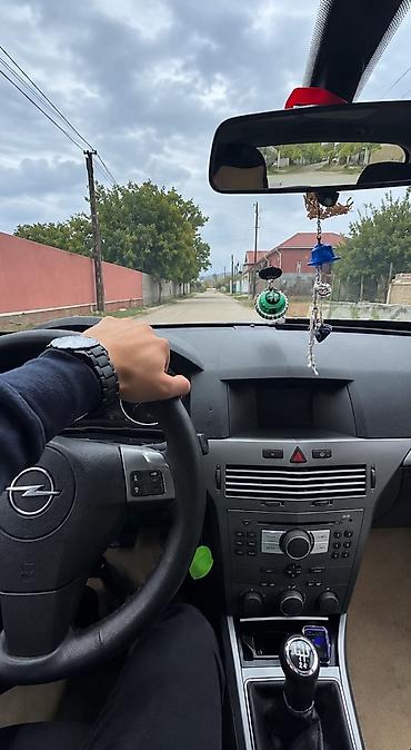 opel astra 1.4 benzin: Salam Alekum masnin heç bir problemi yoxdu otur sur maşındı bez detal — 6
