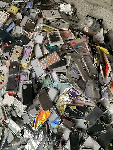 Чехлы: Чехол для телефона За всё 12.000 сом НОВЫЕ Состав лота: - — 12