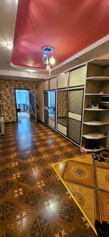 Uzunmüddətli kirayə mənzillər: Həzi Aslanov metrosu yanında mənzil kirayə verilir. Mərtəbə 18/12 — 9