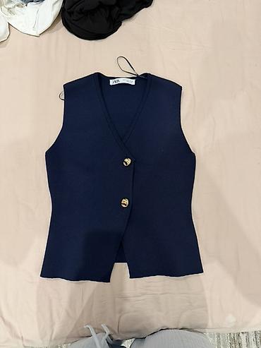 Жилеты, безрукавки: Жилет ZARA, женский - Цвет: тёмно‑синий (navy) - Фасон: приталенный — 2