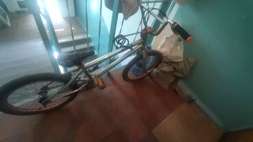 velosipedi bmx: BMX продам срочно,велосипед,самовывоз платная доставка