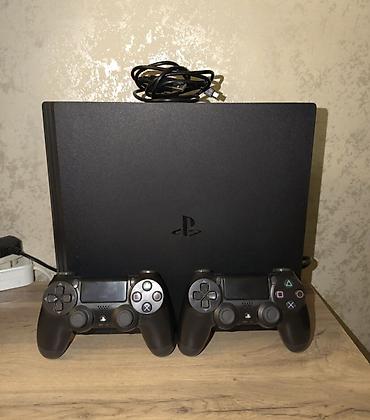 Другое: PS4 Pro (PlayStation 4 Pro) – orijinal sistem. Daxildir: - 2 ədəd — 1