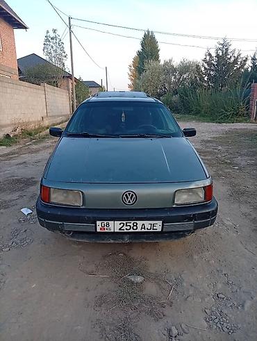5 vz: Volkswagen Passat: 1990 г., 1.8 л, Механика, Бензин, Универсал — 1