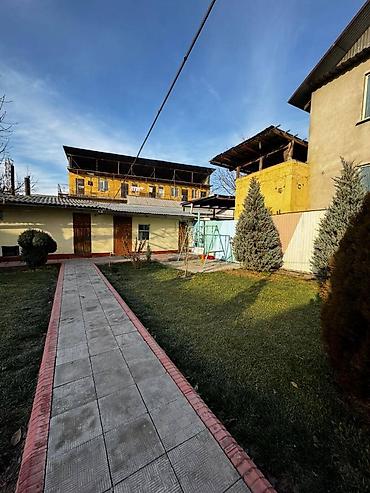 Продажа коттеджей и домов: ♦️Срочно!! Продается 2х.этажный дом под Бизнес! ♦️Общая площадь дома — 13