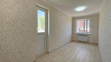 Продажа коттеджей и домов: Срочно продаётся двухэтажный жилой дом с просторным ограждённым — 21