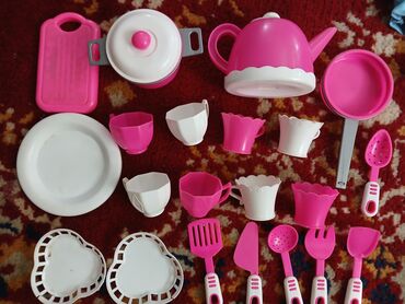 кровать отдам даром: Разные игрушки за всё 500 сом