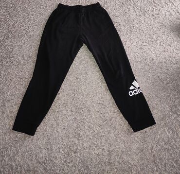 Sportswear: Men's Sweatsuit L (EU 40), color - Black