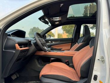 Changan: Avtomobil 0 km dir və ən son full salondur. 3 illik kasko(taksi)və — 5