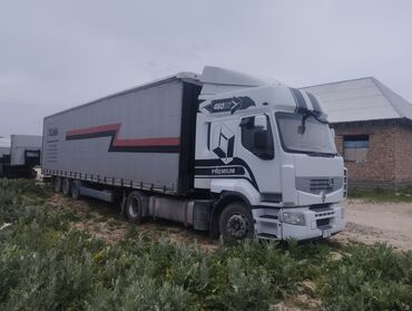 Тягачи: Тягач, Renault, 2013 г., Тентованный