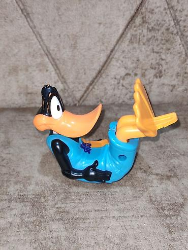 kinder joy one piece: Mcdonalds minion, sponge bob, angrybords və basketbol seriyasından — 4