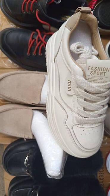 Продавцы-консультанты: Нужен реализатор женщины/девушки только с опытом работы в ПРОДАЖАХ! — 2