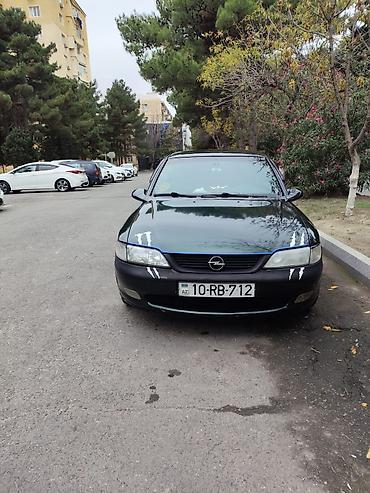 opel astra arxa stop: Opel Vectra: 1.6 l | 1998 il Sedan — 3
