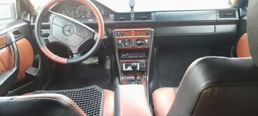 Mercedes-Benz: Mercedes-Benz W124: 2.2 l | 1993 il Sedan — 10