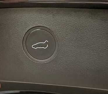 Tesla: Tesla Model 3: 2023 г., Электромобиль, Седан — 11