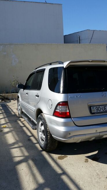 Mercedes-Benz: Mercedes-Benz ML 270: 2.7 l | 2003 il Universal — 8