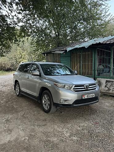 range rover 2006: Toyota Highlander: 2011 г., 3.5 л, Автомат, Газ, Кроссовер — 2