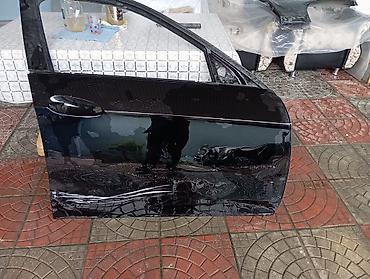 gen: Sağ ön, Mercedes-Benz E CLASS 2015 il — 1