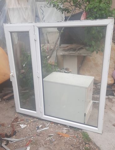 ikinci el pvc pencere: İşlənmiş İkili İki qat şüşə paketi Plastik pəncərə, eni - 145 sm, uzunluğu - 141 sm